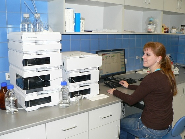 Kapalinový chromatograf Agilent, HPLC 1200 Series